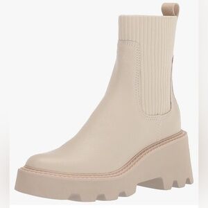 NEW Dolce Vita Hoven Gore Lug Bootie - Ivory